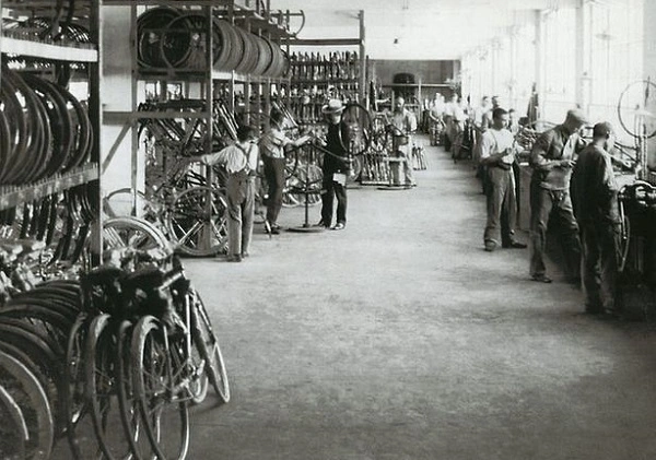 Велосипедный завод Opel 1927 год
