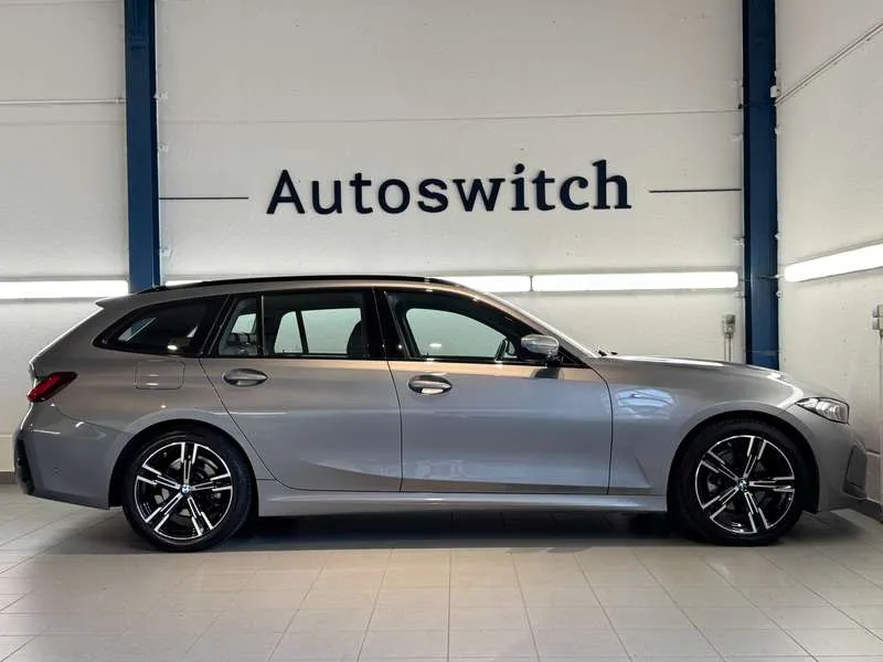 BMW 320 i Touring - M Sport/ActiveCruise/Camera/HiFi/DAB Image 5